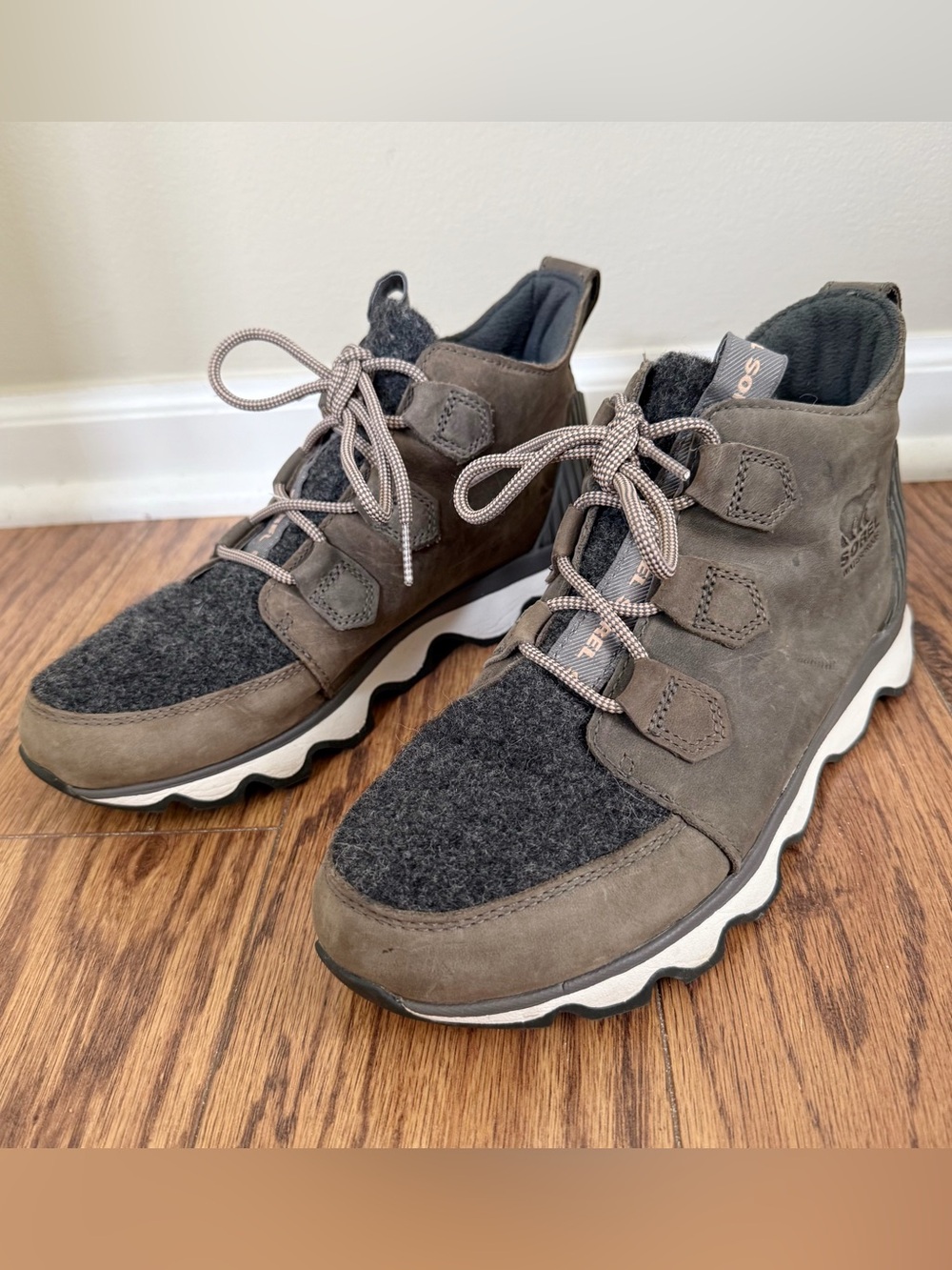 Sorel Kinetic Caribou Winter Boot